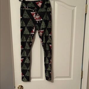 LuLaRoe Santa/Christmas Leggings - Black, Green, and Red Geometric Pattern